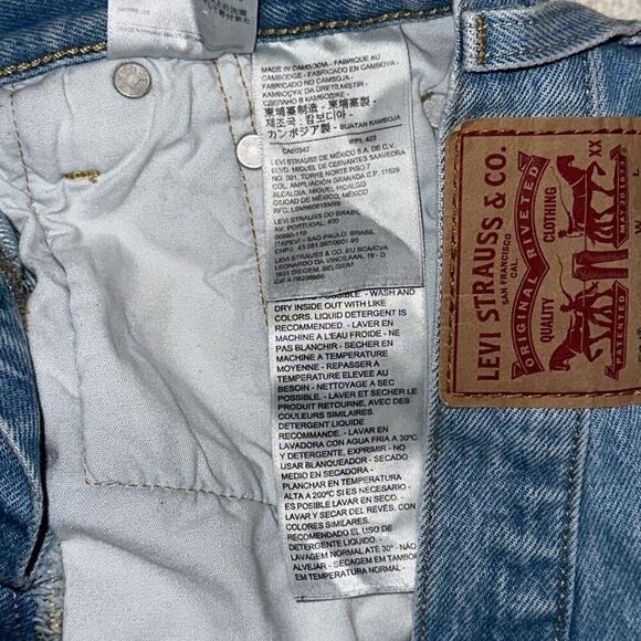 Levi’s Blue High Waist Cut-Off Denim Shorts | Sz 25 - Picture 4 of 6